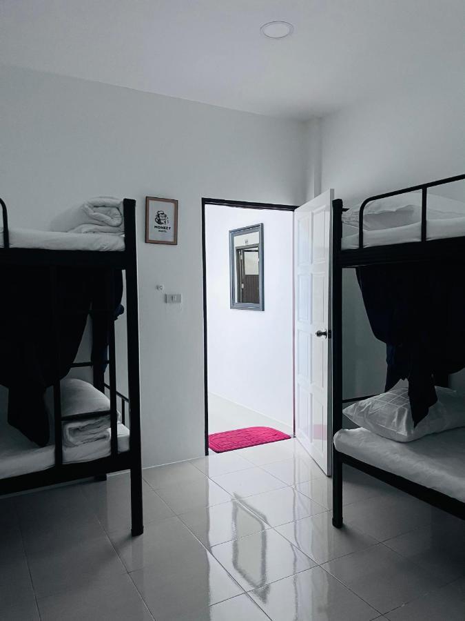 Monkey Hostel Ао Нанг Экстерьер фото